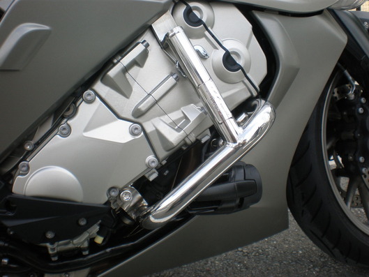 BMW K1600 エンジンガード