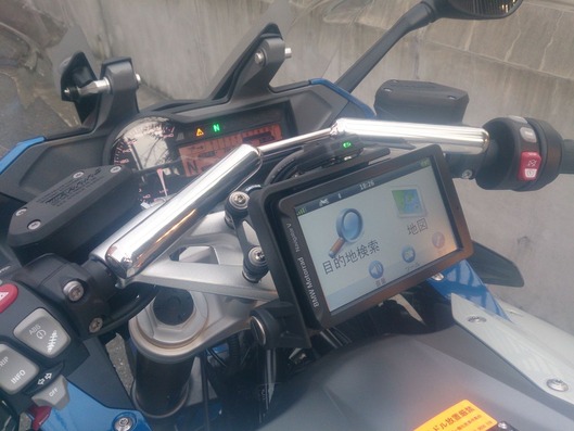 BMW R1200RS ナビゲーションステー