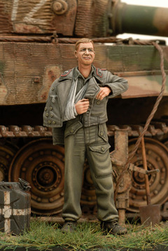 ロベルトのフィギュアビネット「戦傷帰還」