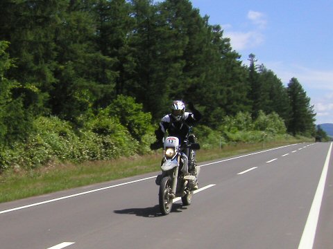 200908_08_76_d0101276_0415910