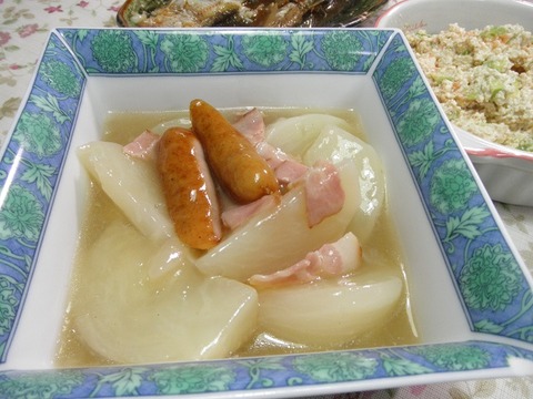 かぶとベーコンのコンソメ煮
