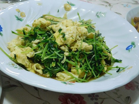 豆苗の卵炒め