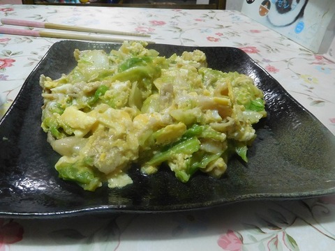 豚肉とキャベツの卵とじ
