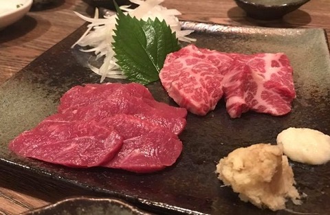 馬刺し