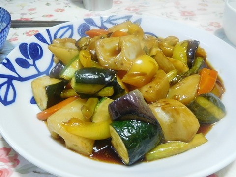夏野菜の黒酢炒め