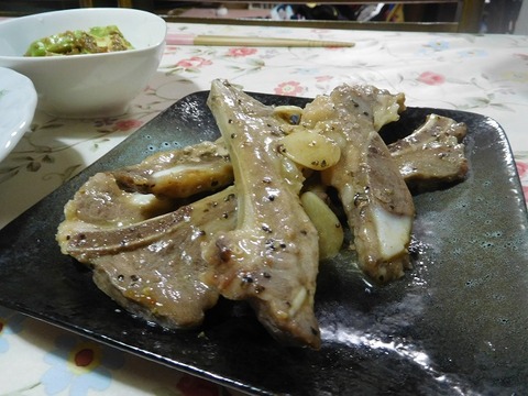 骨付きカルビ