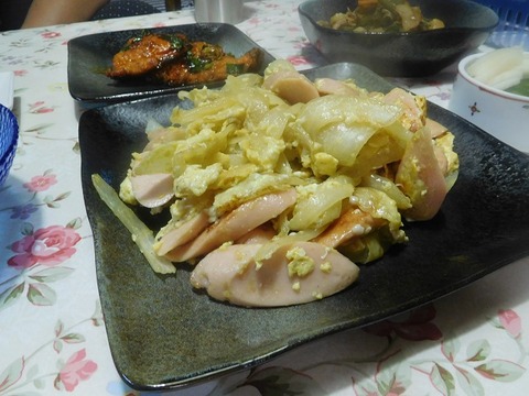 魚肉ソーセージの卵とじ