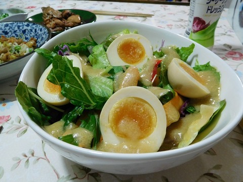煮卵サラダ
