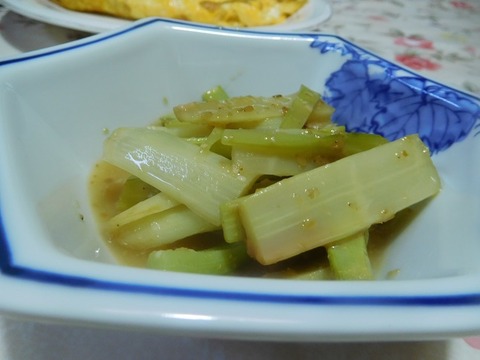 ウドの酢味噌和え