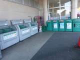 スーパーのリサイクル用回収場所