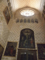 エボラの教会内部