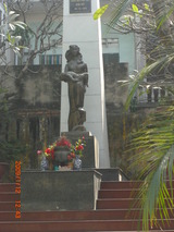 米軍に爆撃された町