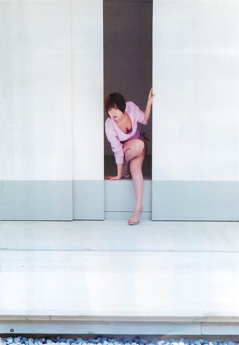 篠田麻里子のエロ画像