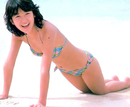 nitta-eri019up