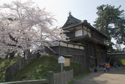 亀甲門