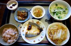 昼食
