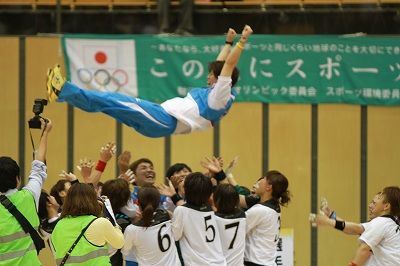 胴上げ