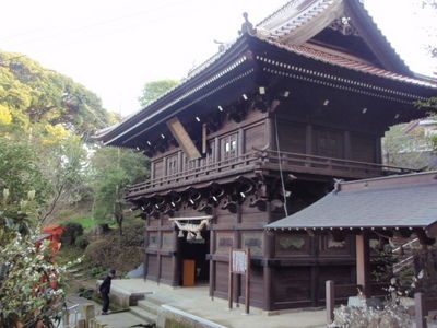 柿本神社楼門 斜め右より