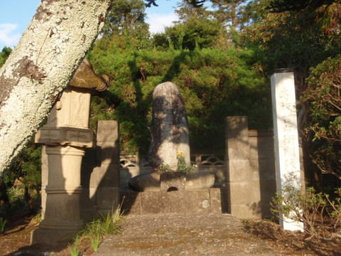 寺坂吉右衛門のお墓1
