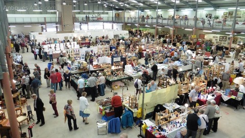 builthwellsantiquesfair5b