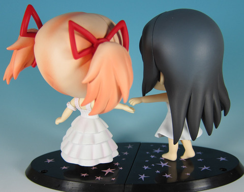 まどほむきゅんキャラ後ろ エンディングっぽい