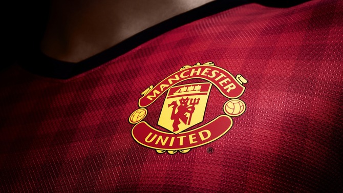 Manchester_United-Logo_Brand_Sports_HD_Wallpaper_1366x768[1]