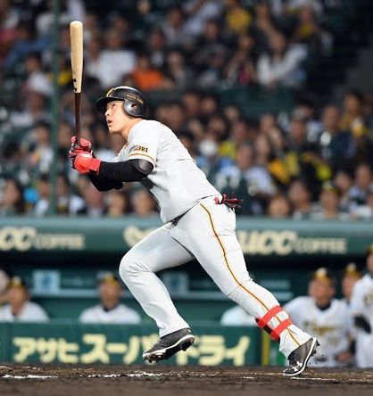 松井超え!巨人岡本「多少」