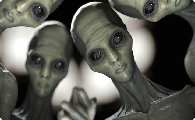 宇宙人