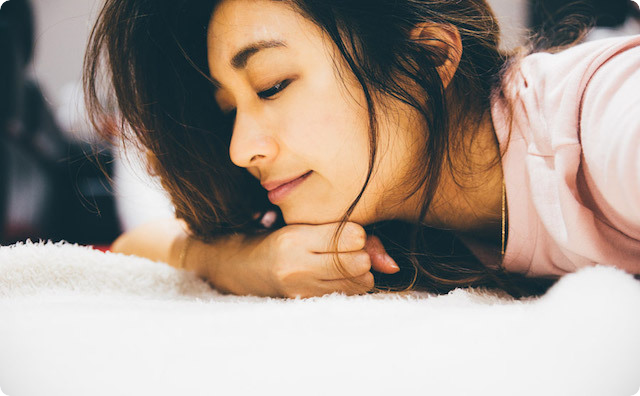 女性