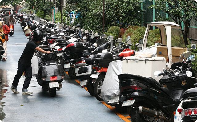 バイクの駐輪問題