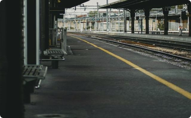 駅のホーム
