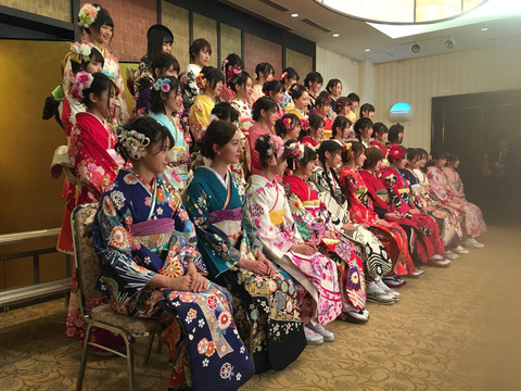 【AKB48グループ】2018 成人式 集合写真・序列判明キタ━━━━(゚∀゚)━━━━!!