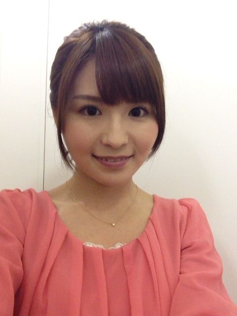 1 :大梃子φ ☆:2014/03/01(土) 104306.32 ID???0 NHKの美人気象予報士が大人気 web R25・3月1日(土)7時0分配信