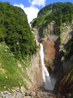 富山_称名滝タテ_w360