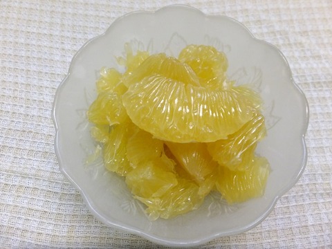 河内晩柑のむいた実