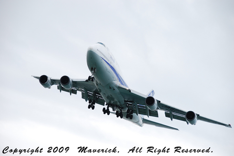 B747-400D
