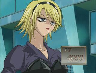 700