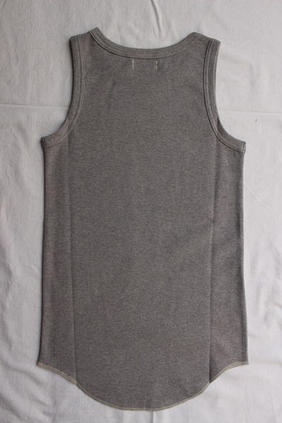 SLEEVELESS SHIRT