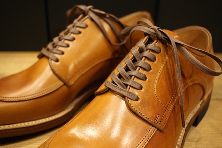 V TIP BLUCHER