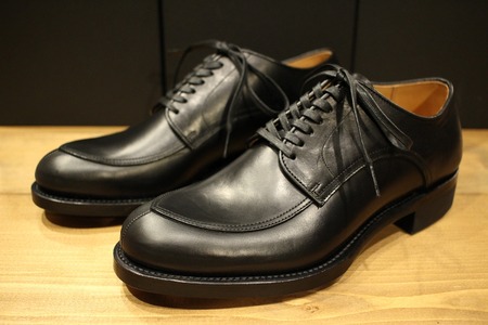 V TIP BLUCHER