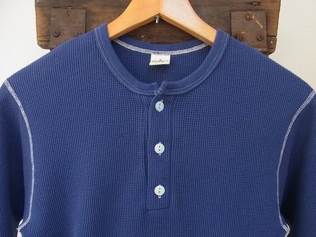 HENLEY NECK THERMAL 3/4 SLEEVE SHIRT