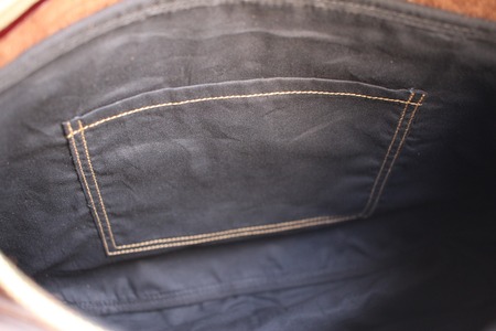 LEATHER SHOULDER BAG
