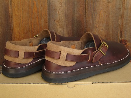 HEEL HOLD SLIP ON