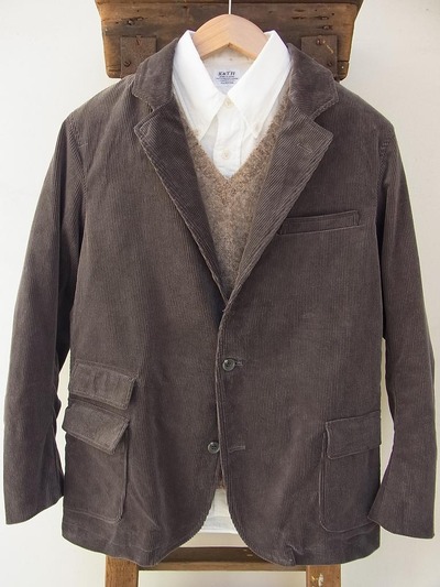 V NECKED SWEATER