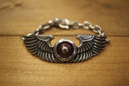WINGED GROVE