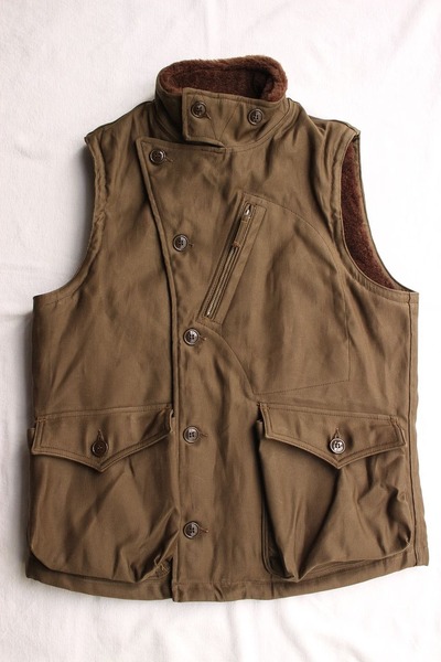 WINTER AVIATORS' VEST (1)