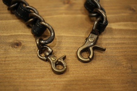 TRI-ZIP POCKETBOOK CHAIN (4)