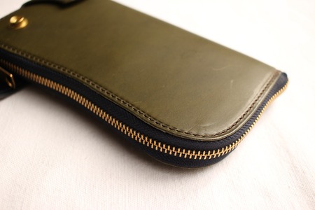 TRI-ZIP POCKETBOOK & CHAIN (13)