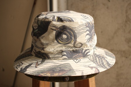 OUTDOOR HAT