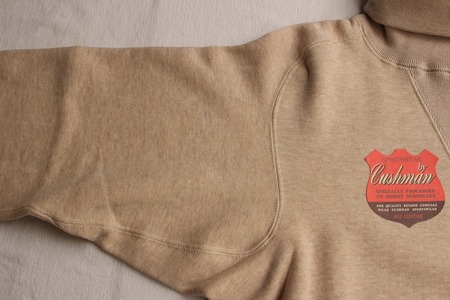 FREEDOM SLEEVE TURTLE NECKED SWEAT